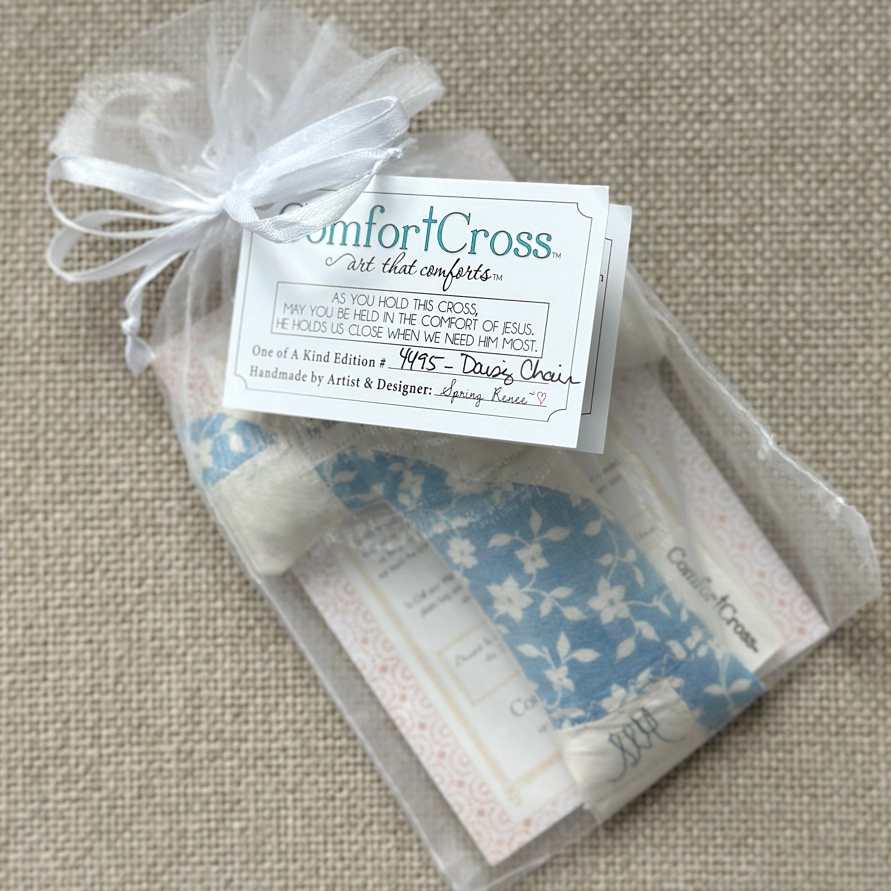 Comfort Cross-Daisy Chain (Romans 15:13) Unscented