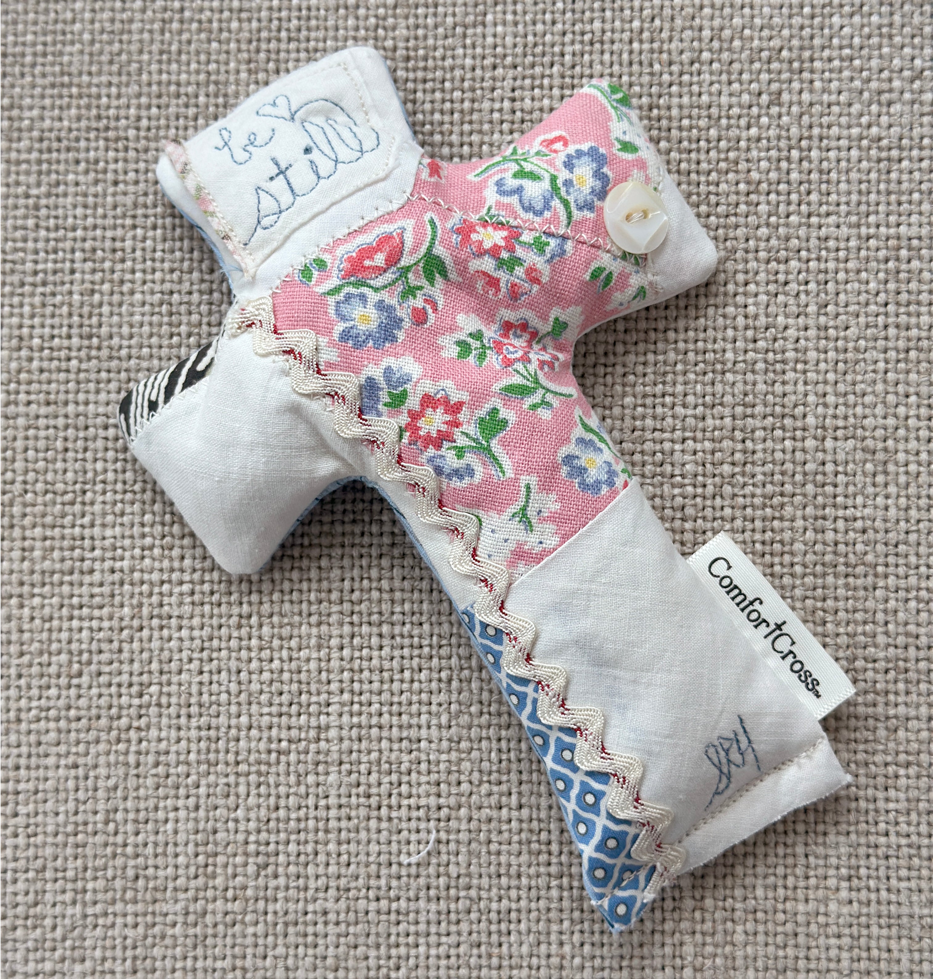 Comfort Cross-Solemn (Psalm 46:10) Lavender Scent